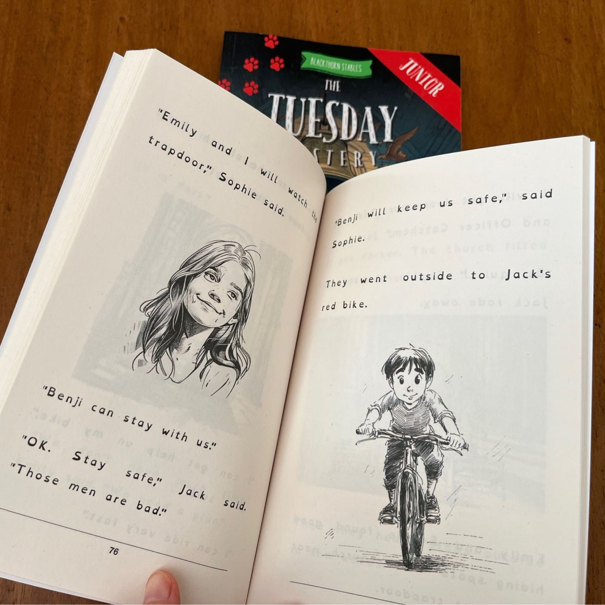interior of a dysleixa friendly kids book. Written by  #1 best-selling Irish Author Elaine Heney.
