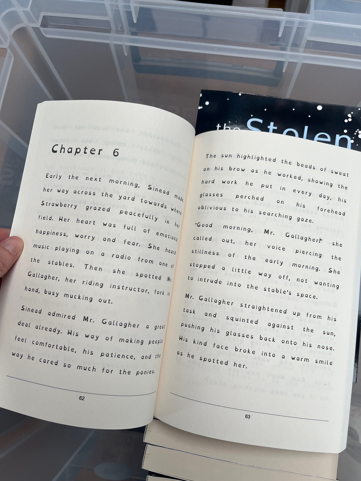 inside of dyslexia friendly book with dyslexia friendly font. Written by  #1 best-selling Irish Author Elaine Heney.