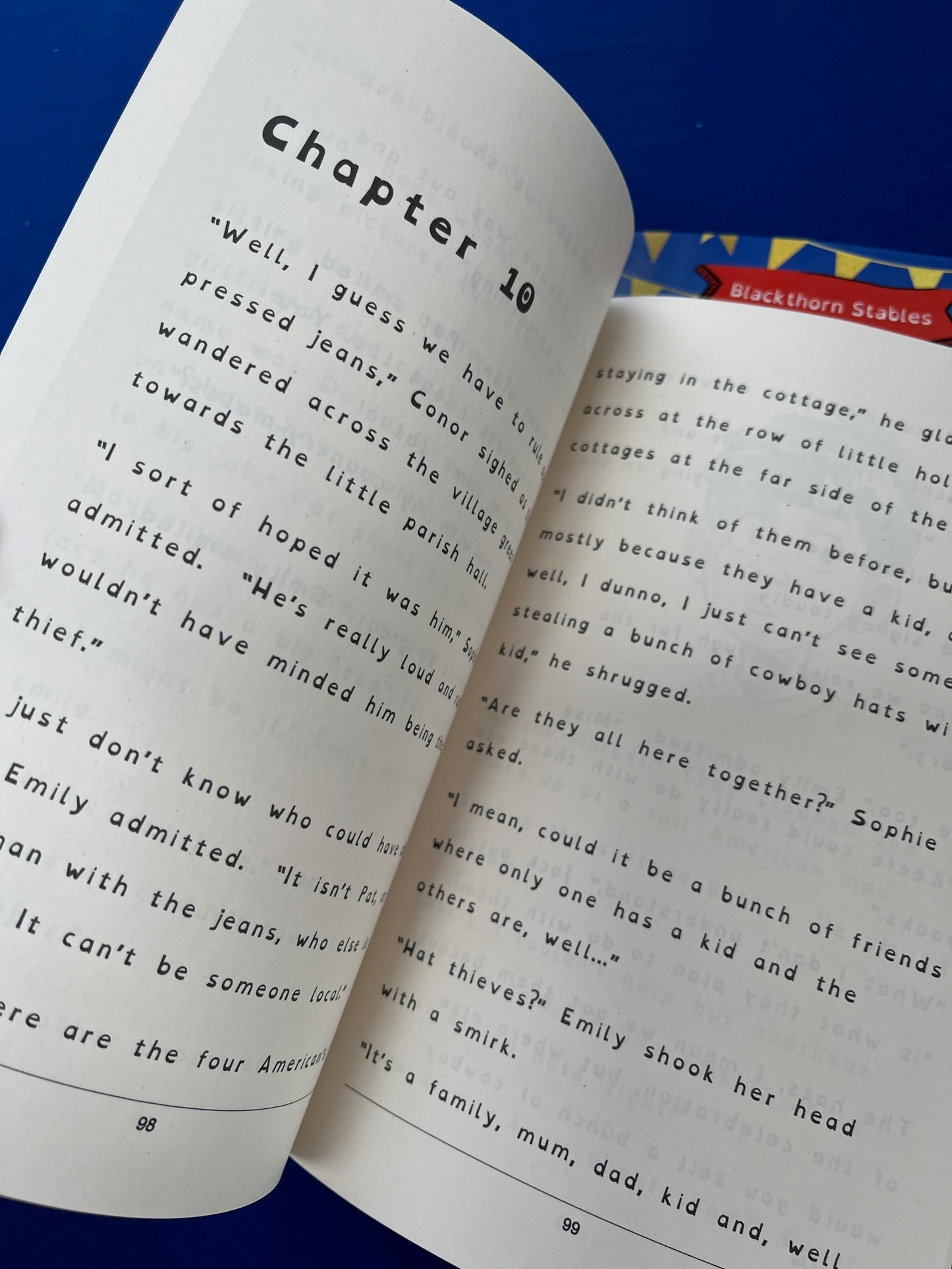 interior of kids dyslexia friendly book. Written by  #1 best-selling Irish Author Elaine Heney.